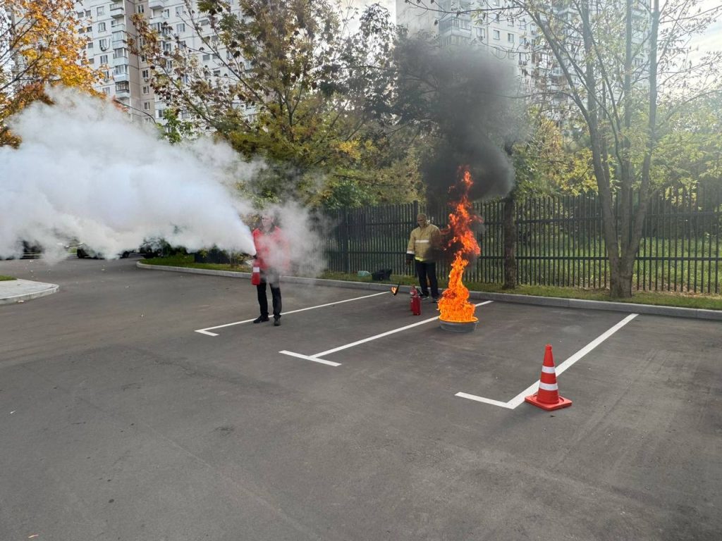 Тренировка по пожарной безопасности в поликлинике4