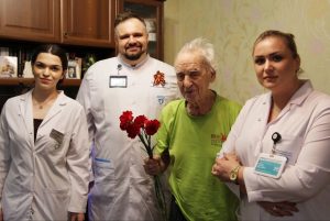 Поздравление ветерана Великой Отечественной войны с Днём Победы